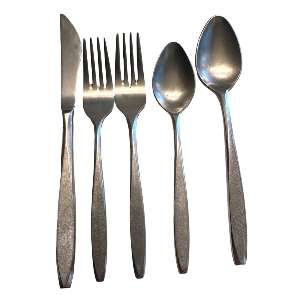 Ekco Eterna Corsair Stainless Flatware Knife, 2 Salad Forks, Teaspoon and Tables